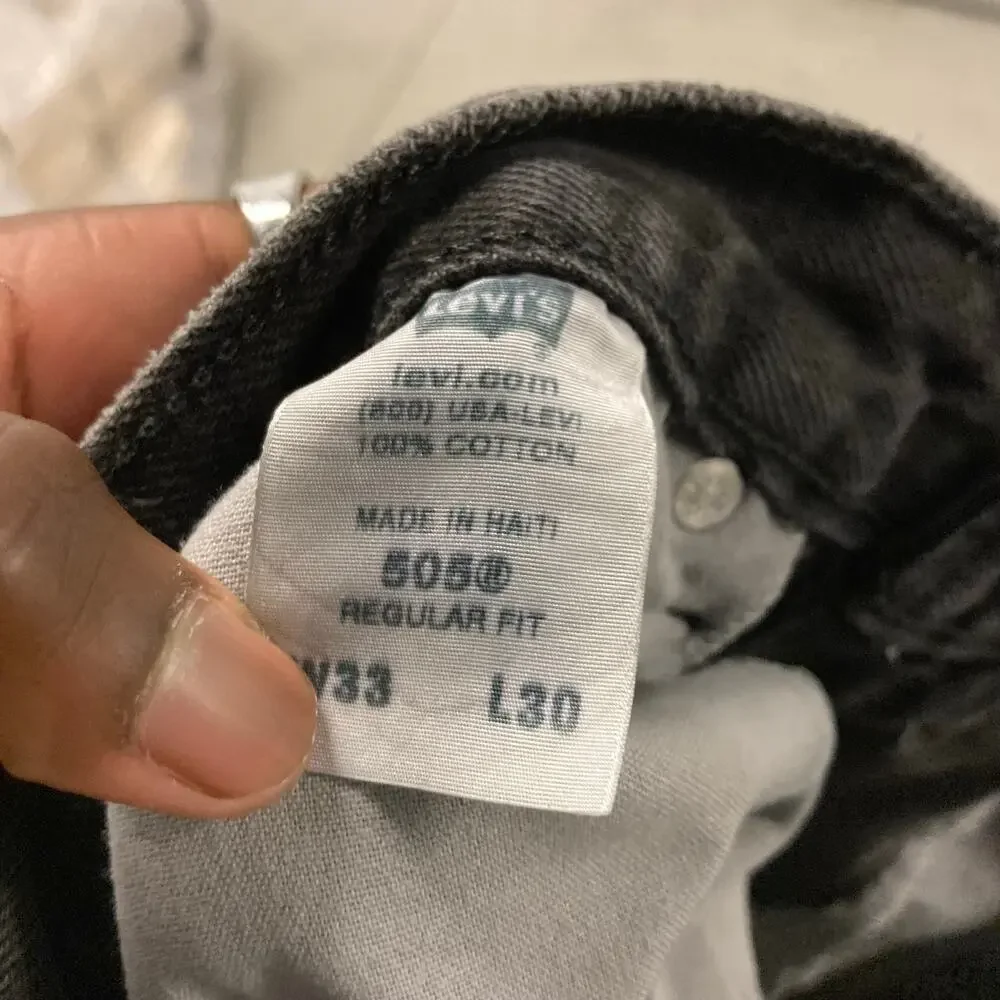 Y2K faded black Levi’s 505 Jeans 33x30